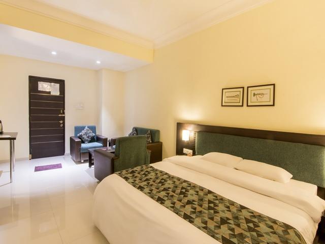Hotel The Westend Ahmedabad Esterno foto