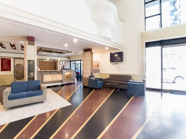 Hotel The Westend Ahmedabad Esterno foto